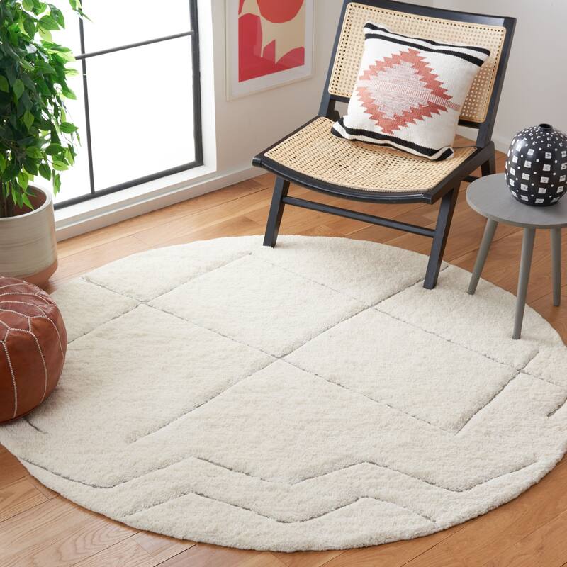 SAFAVIEH Handmade Kenya Antina Moroccan Boho Wool Rug - 6' Round - Ivory/Grey
