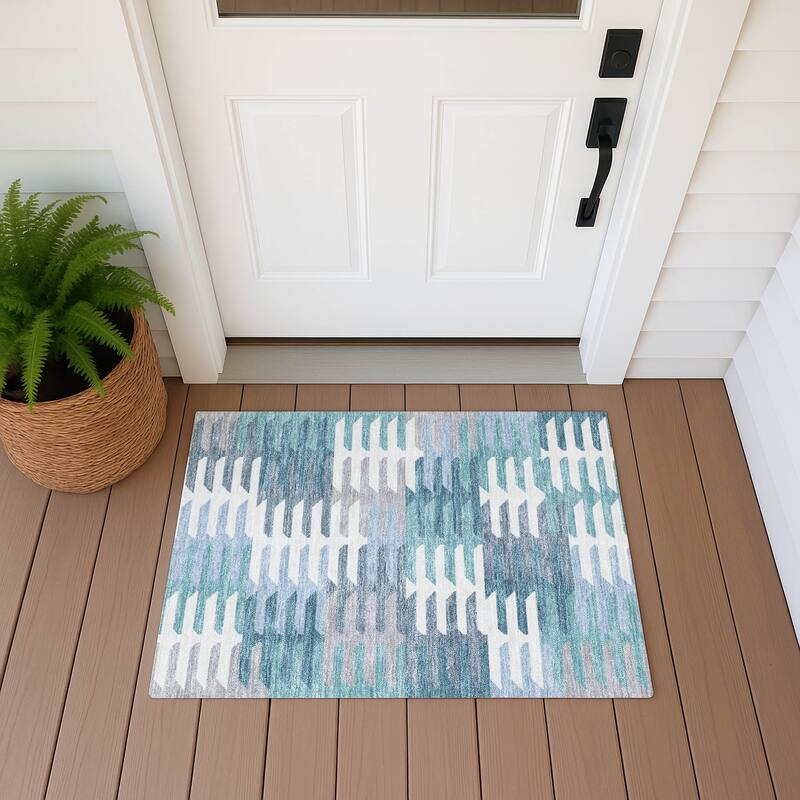 Machine Washable Indoor/ Outdoor Modern Stacks Chantille Rug - Teal - 1'8" x 2'6"