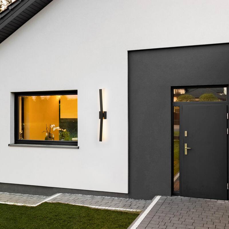 31.5" Modern Black Outdoor Wall Light - 12W 3000K Warm Light, IP44 Waterproof Linear Fixture for Patio & Porch,