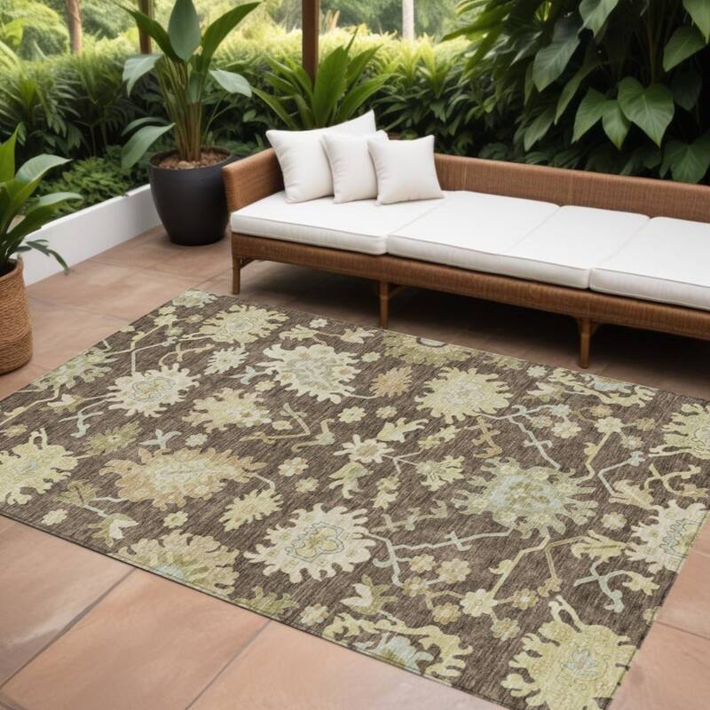HomeRoots Floral Traditional Rectangle Outdoor Rug - 10' X 14'