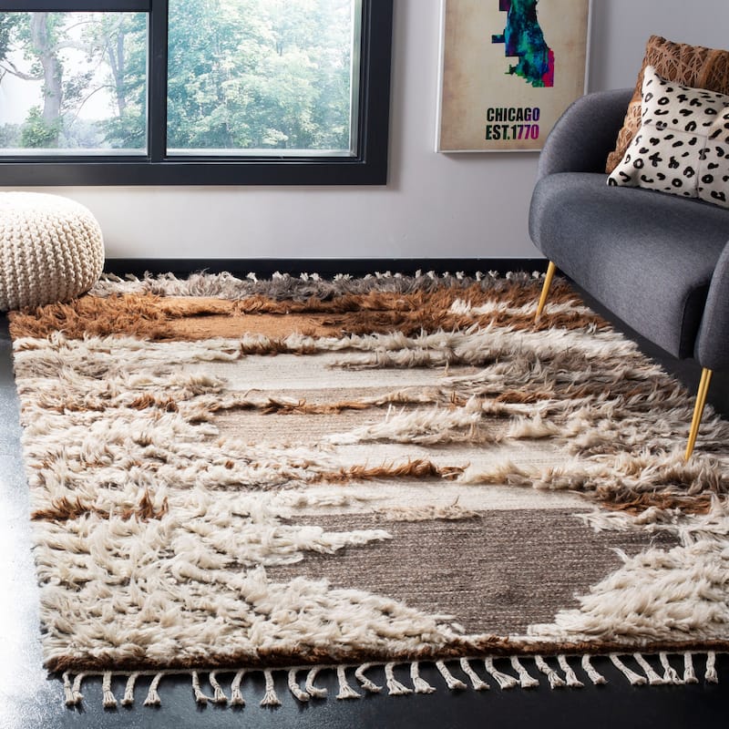 SAFAVIEH Hand-knotted Kenya Theopoula Southwestern Tribal Wool Rug - 6' Square - Grey/Brown
