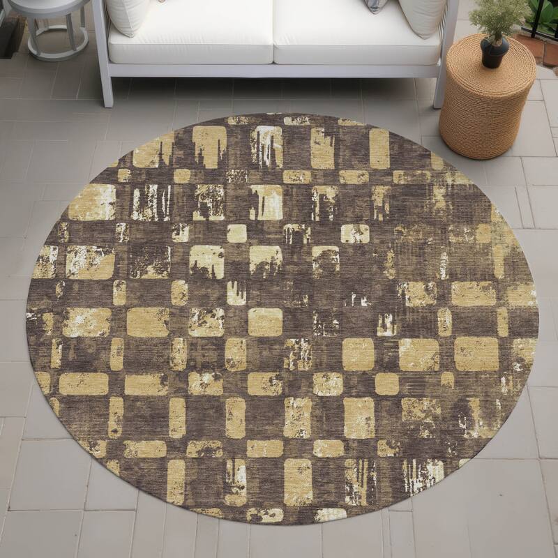 Machine Washable Indoor/ Outdoor Casual Foxfield Chantille Rug - Fudge - 8' x 8'