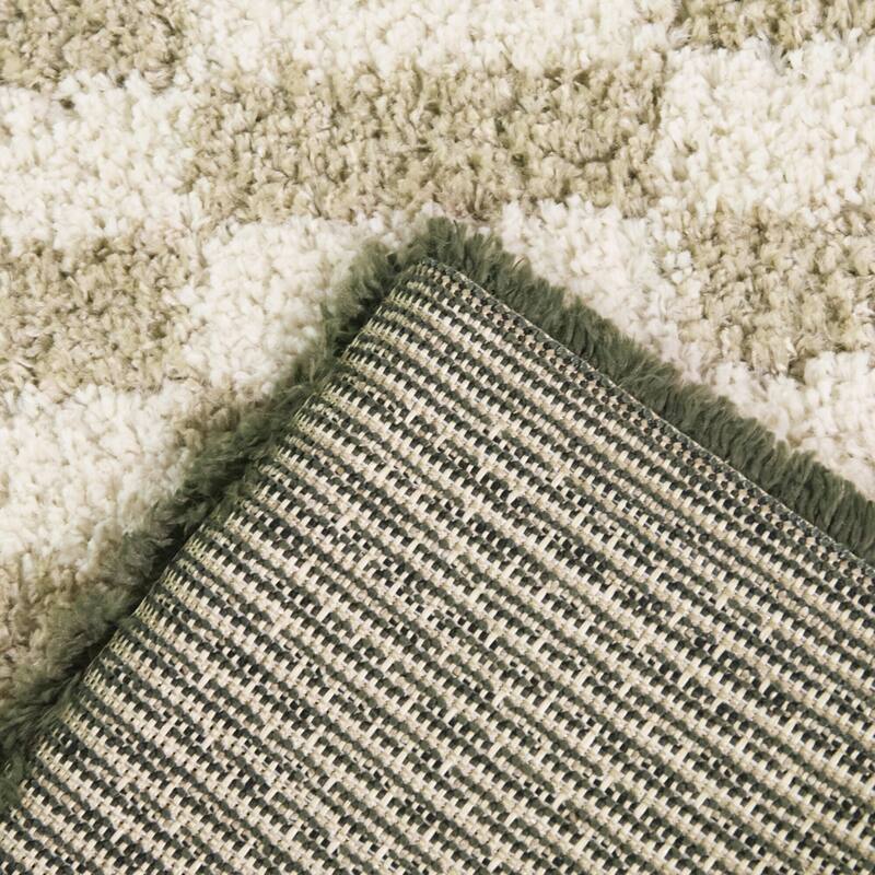 Candelaria Checkered Scallop Border Area Rug
