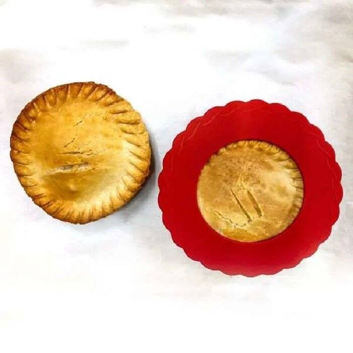 Norpro 6-inch Silicone Mini Pie Pan Shields, Set of 4, Keeps Pie Crust from Burning