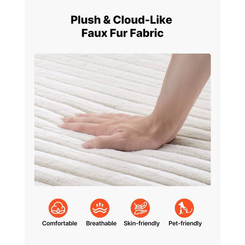 Faux Fur Chaise Lounge with Ergonomic Design, Pocket Springs and Pillows