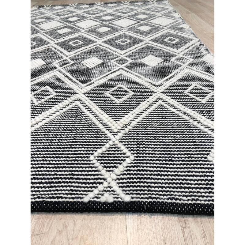 Home Decor EORC Handwoven Wool Durrie Kilim Rug, Black Elegant & Durable Area Rug for Enhancing Your Living Room, Bedroom