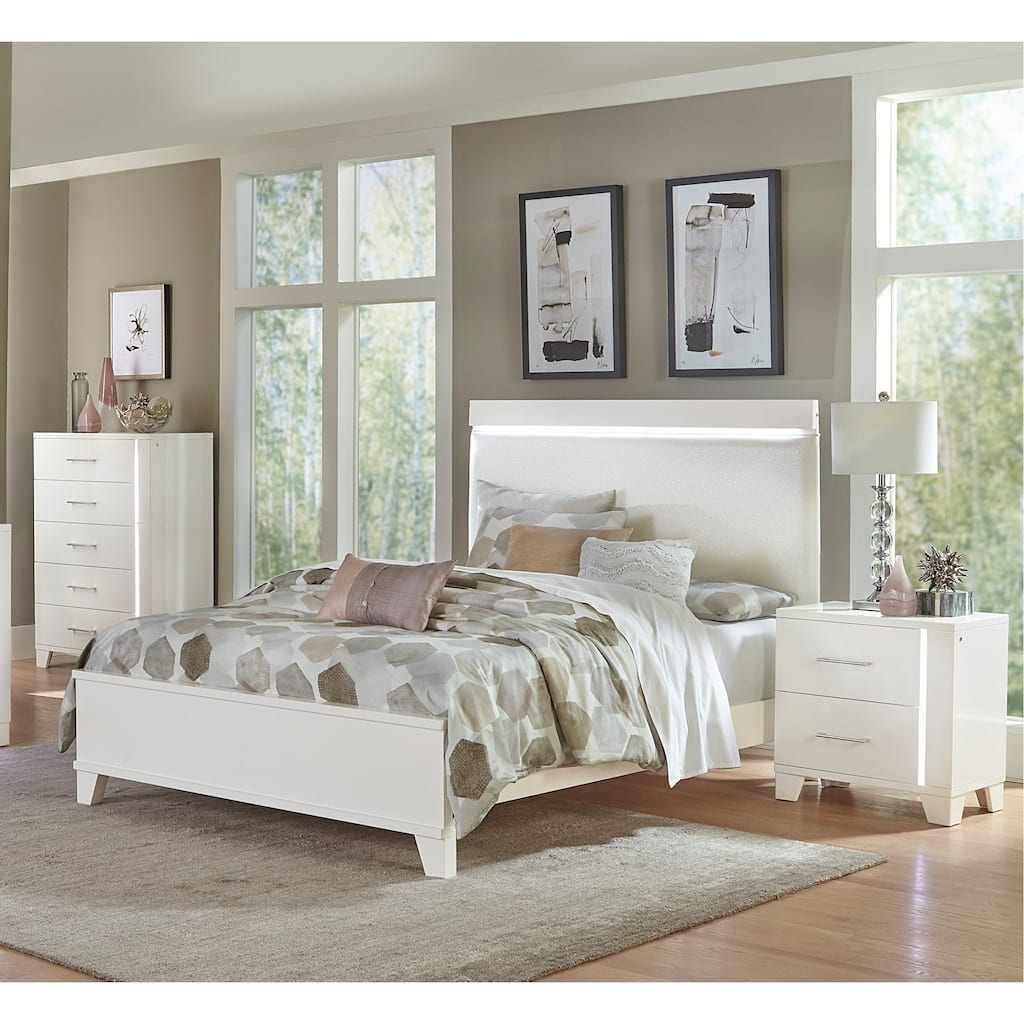 Modern Glam 3pc LED Bedroom Set Bed and Two Nighstands White Finish