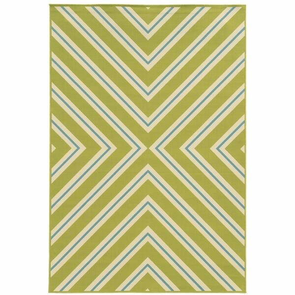 5' X 8' Green Geometric Stain Resistant Indoor Outdoor Area Rug 6' x