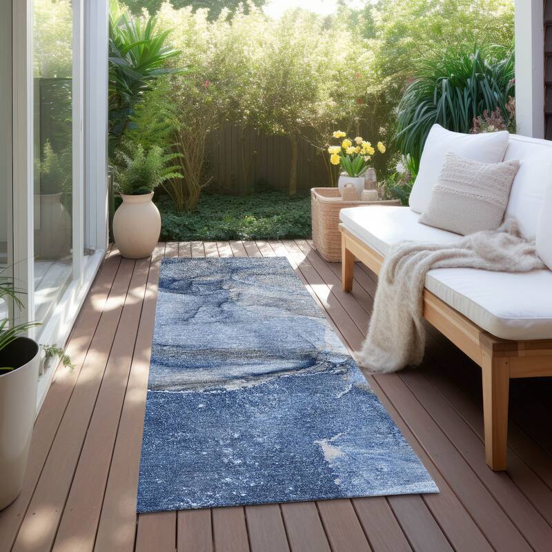 Machine Washable Indoor/ Outdoor Abstract Chantille Rug