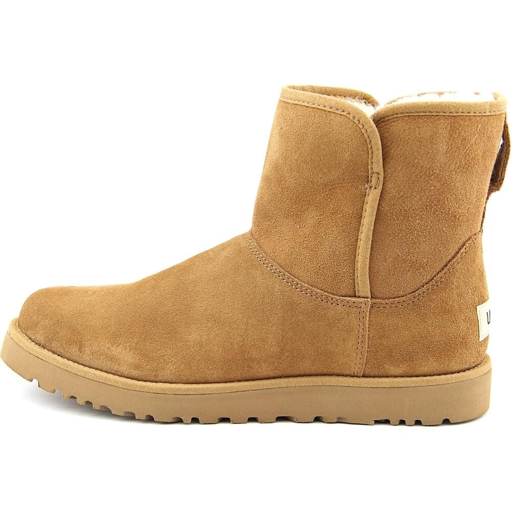 ugg w cory