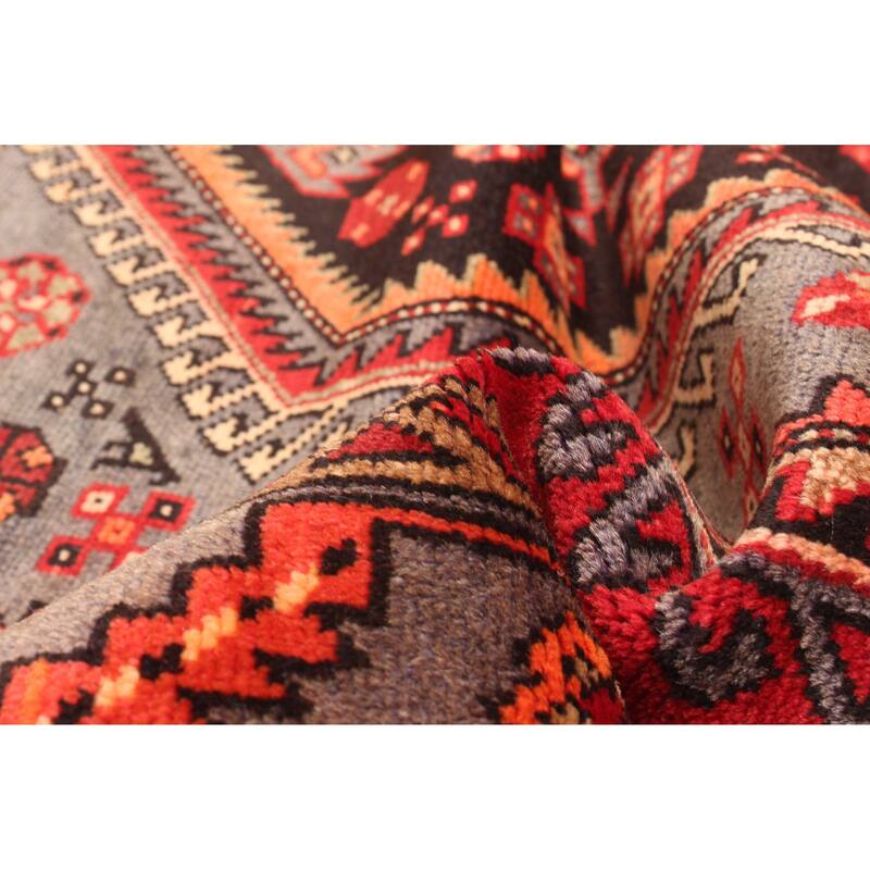 ECARPETGALLERY Hand-knotted Andelz Red Wool Rug - 4'4 x 6'9