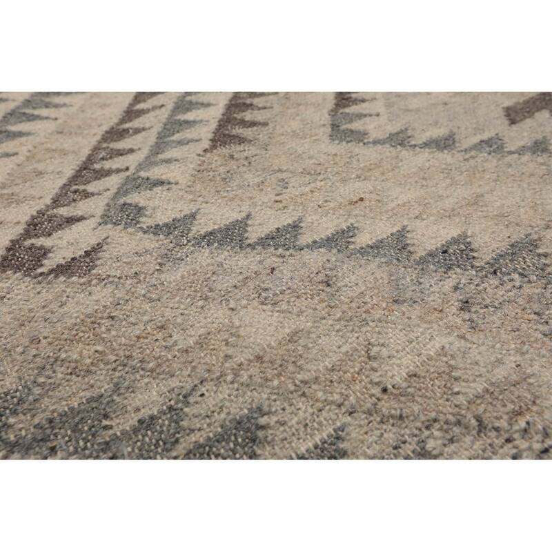 LoomBloom Beige Handwoven Oriental Southwestern Kilim Wool Area Rug - 5' 3'' x 7' 7''