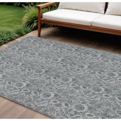 HomeRoots Floral Transitional Rectangle Outdoor Rug