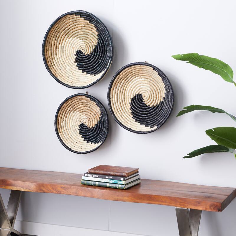 Black Seagrass Handmade Spiral Basket Plate Home Wall Decor (Set of 3) - Black