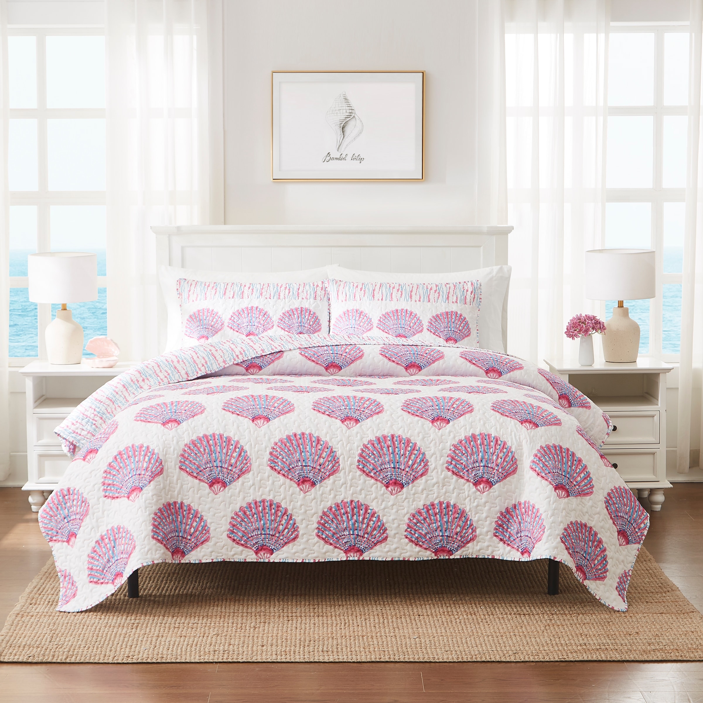 Avanti Scallop Shell Quilt Set