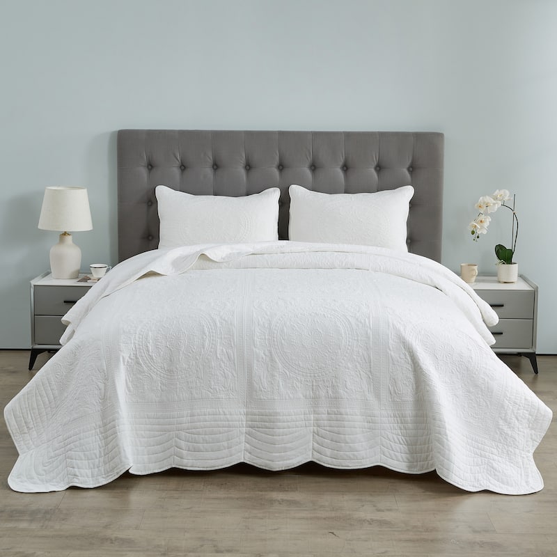 Isabella Cotton Embroidery Quilt Set