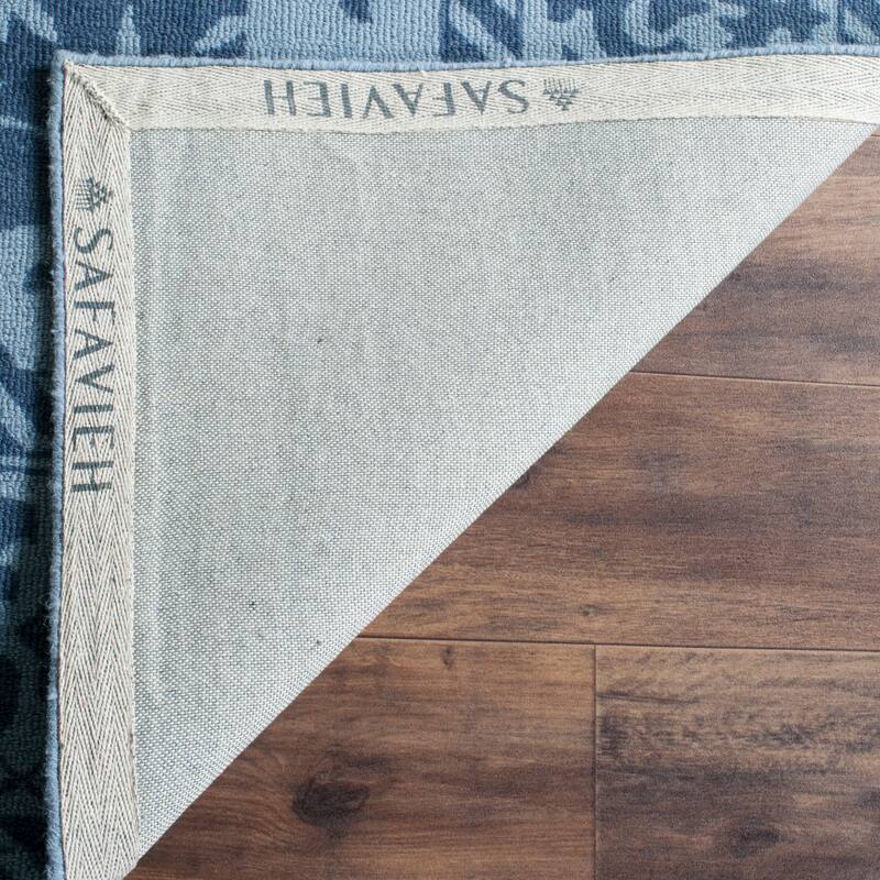 SAFAVIEH Handmade Restoration Vintage Boho Shianne Oriental Wool Rug