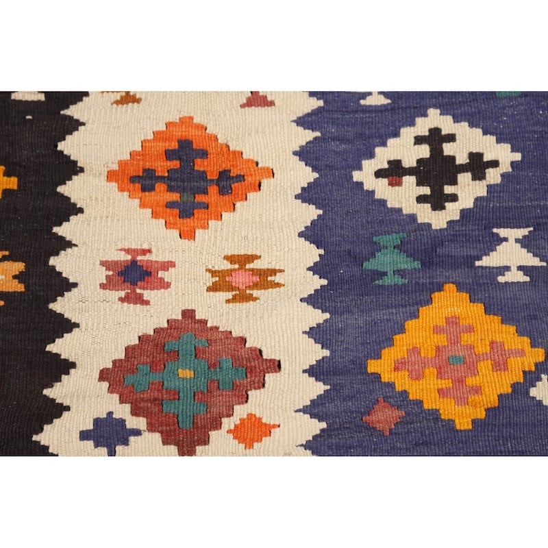 Reversible Kilim Qashqai Persian Vintage Rug Hand-Woven Wool Carpet - 4'11"x 7'8"