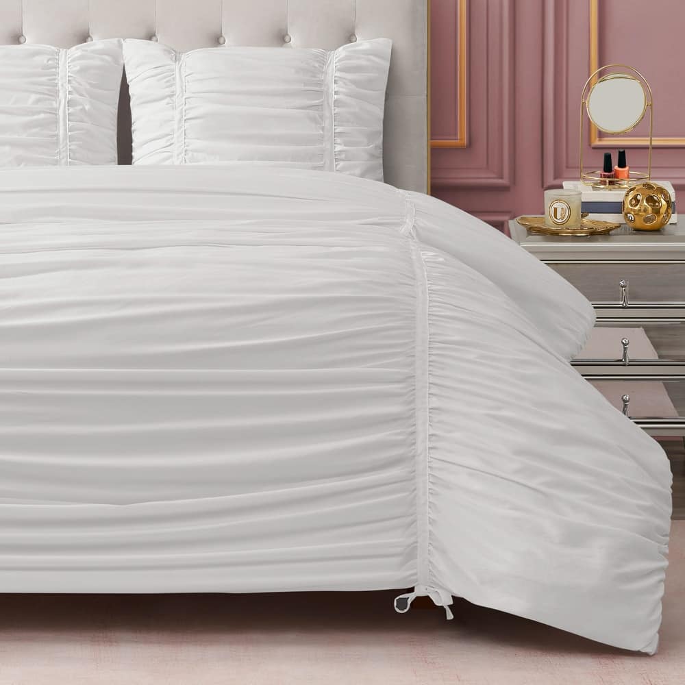 Juicy Couture Ribbon Ruched Comforter Sets