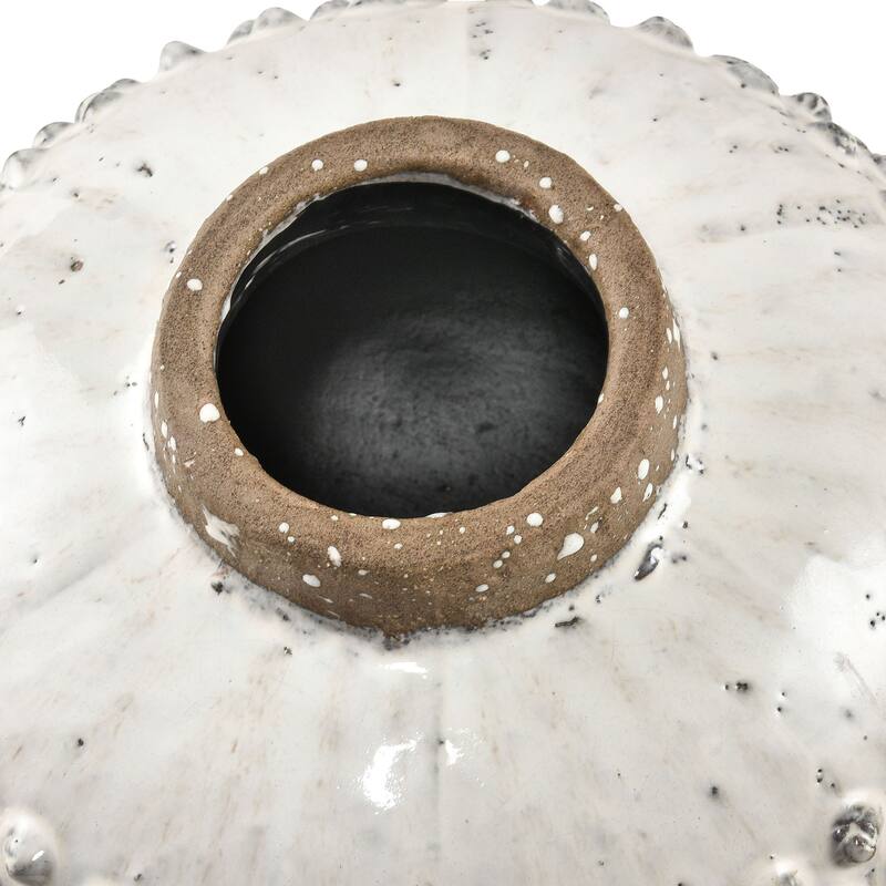 Atlas Echten Aged White Textured Terracotta Vase