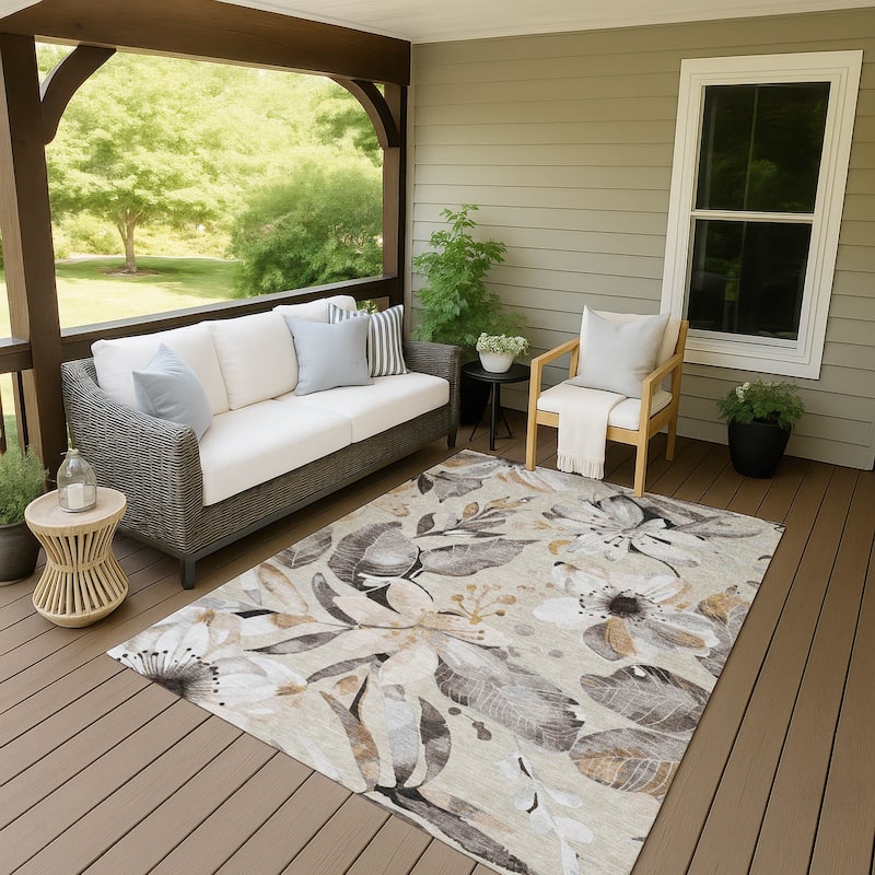 Machine Washable Indoor/ Outdoor Floral Chantille Rug - Beige - 3' x 5'