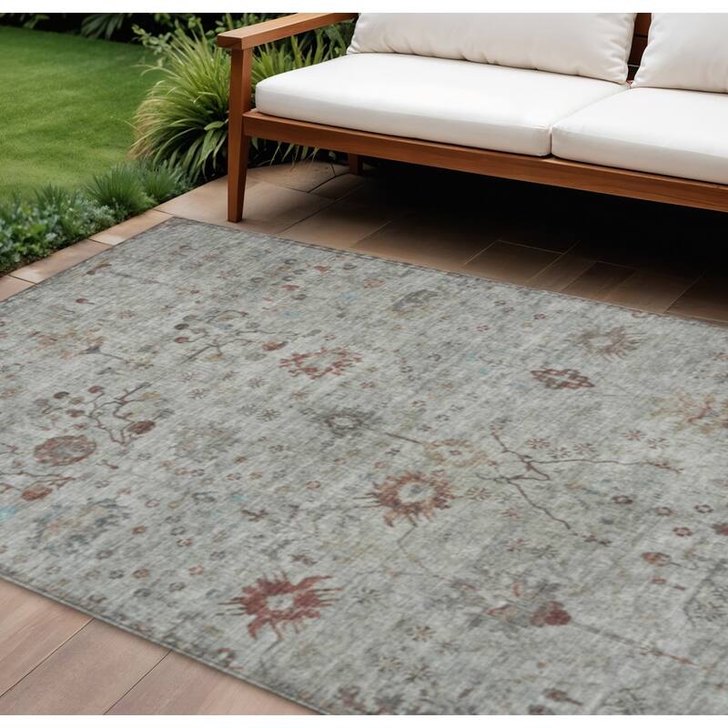 HomeRoots Floral Traditional Rectangle Outdoor Rug - 8' X 10'