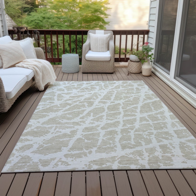 Machine Washable Indoor/ Outdoor Transitional Beige Crackle Chantille Rug