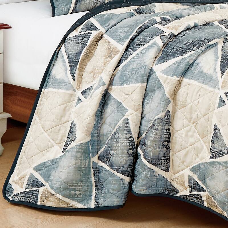 Irta Luxury 3 Piece abstract Bedspread Set