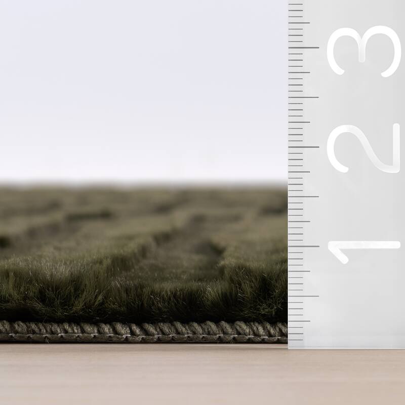 Nuloom Nivella Solid Cloud Washable Area Rug