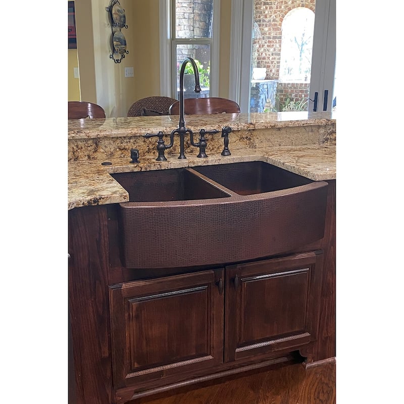 33-in Hammered Copper Rounded Apron Front 50/50 Double Basin Kitchen Sink (KA50RDB33249)