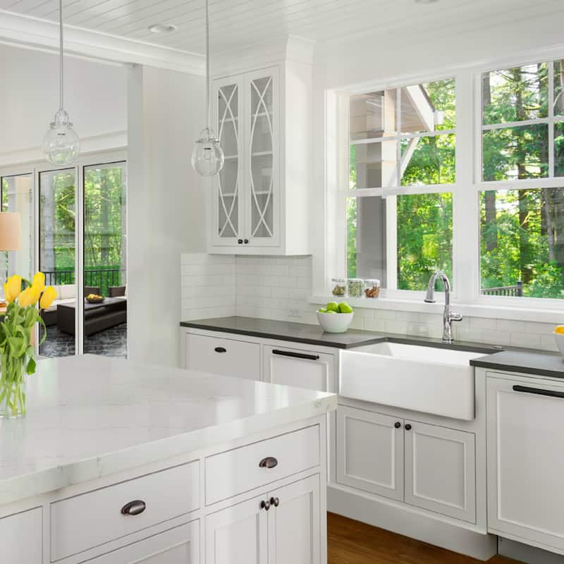 White Fireclay Farmhouse Single Bowl 36-inch Kitchen Sink with Apron - White