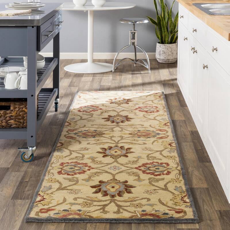 Livabliss Caesar Updated Traditional Paisley Hand Tufted Area Rug. - Tan - 2' 6" x 8'