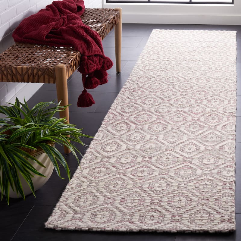 SAFAVIEH Handmade Marbella Kiera Modern Wool Rug - 2'3" x 9' Runner - Pink/Ivory