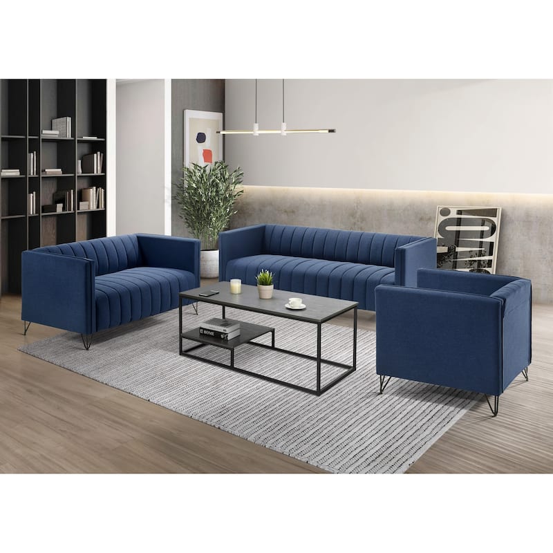 Clayfell Kurtis Square Arm Living Set
