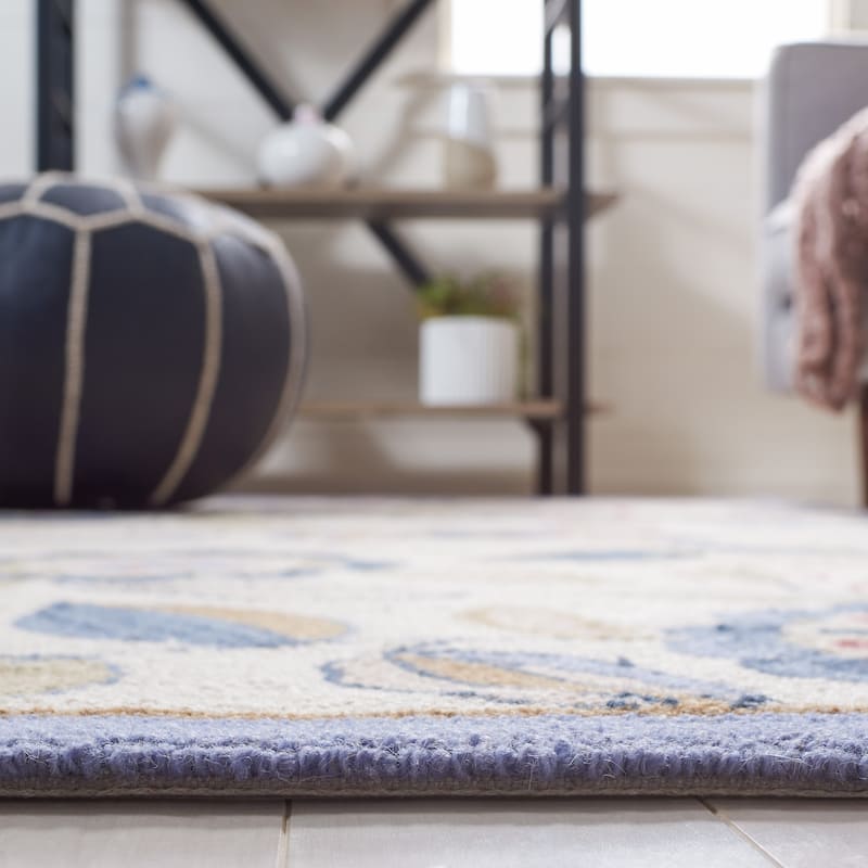 SAFAVIEH Handmade Chelsea Lily Pad French Country Wool Rug