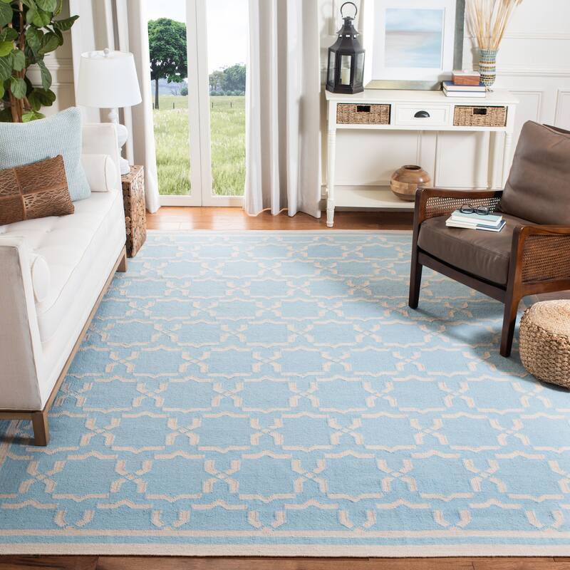SAFAVIEH Handmade Flatweave Dhurries Everina Modern Moroccan Wool Rug - 9' x 12' - Light Blue/Ivory