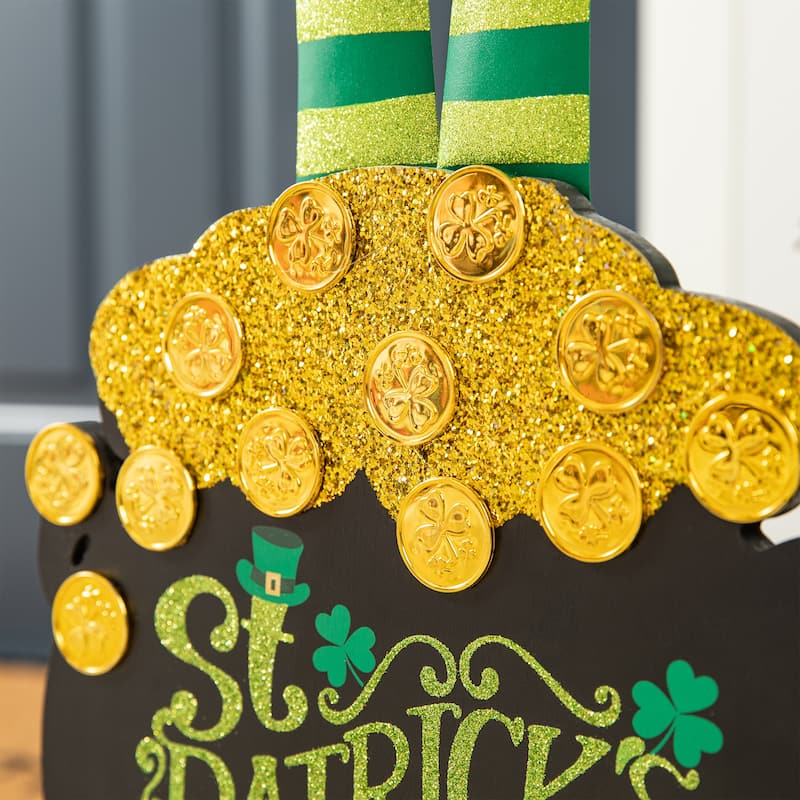 Glitzhome 24"H Wooden St. Patrick's Leprechaun Pot of Gold Porch Decor