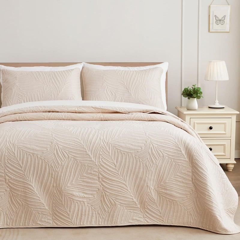 Quilt Bedding Set, Lightweight Brich Beige Quilts - California King