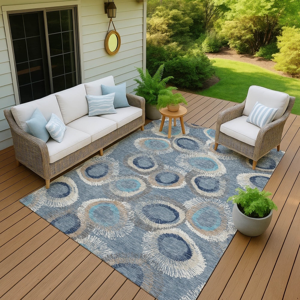 Machine Washable Indoor/ Outdoor Modern Spikey Chantille Rug