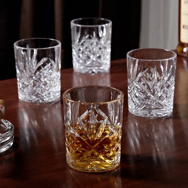 https://ak1.ostkcdn.com/images/products/is/images/direct/b9fcf3bea2cc6a6fc187d084a18d95f8dfac1181/Dublin-Cut-Crystal-Whiskey-Glasses%2C-Set-of-4.jpg?impolicy=medium
