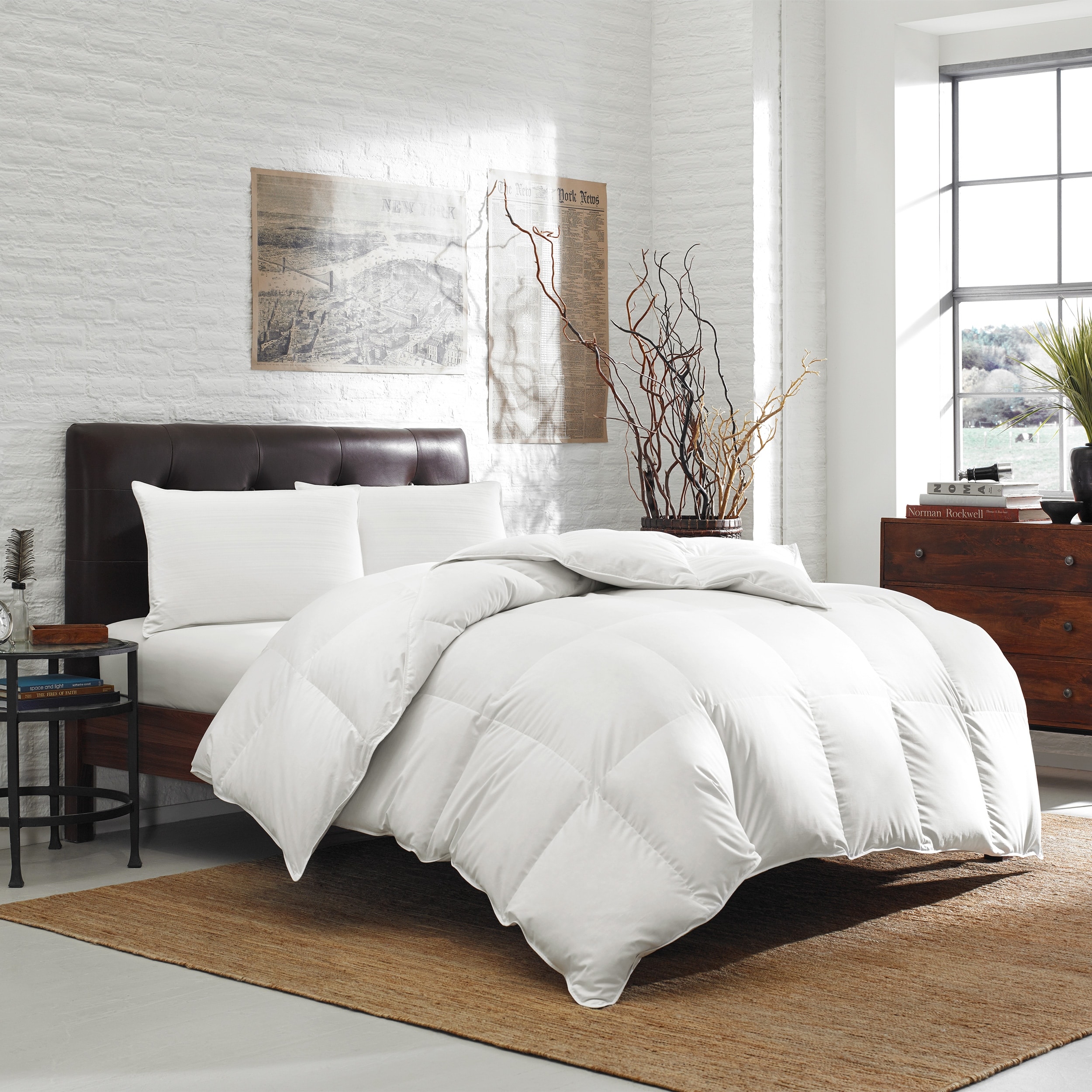 Eddie Bauer Oversized White Down Bafflebox Comforter