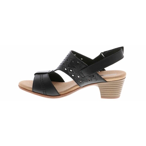 clarks sandals size 8