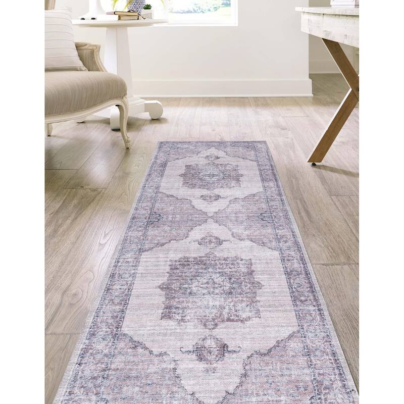 Traditional Shara Collection Area Rug