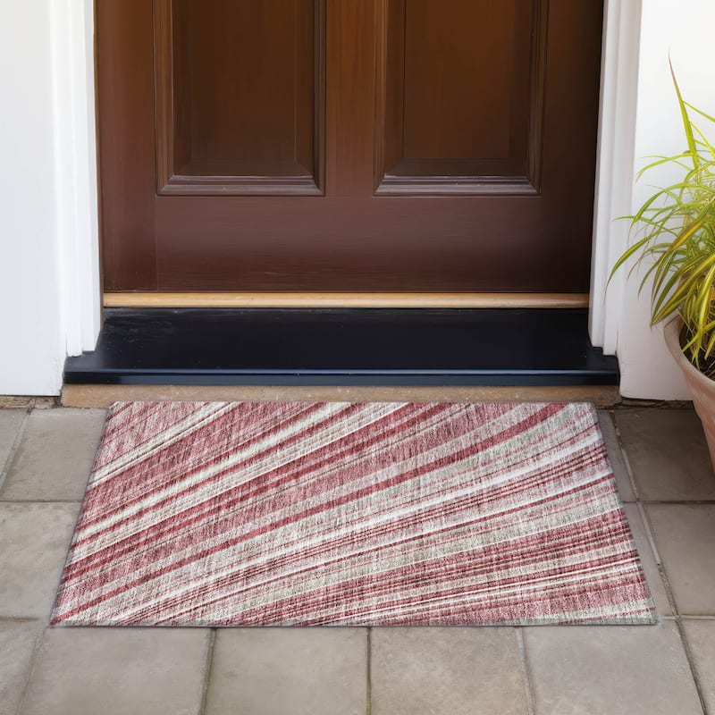 Machine Washable Indoor/ Outdoor Stripe Wave Chantille Rug - Garnet - 1'8" x 2'6"