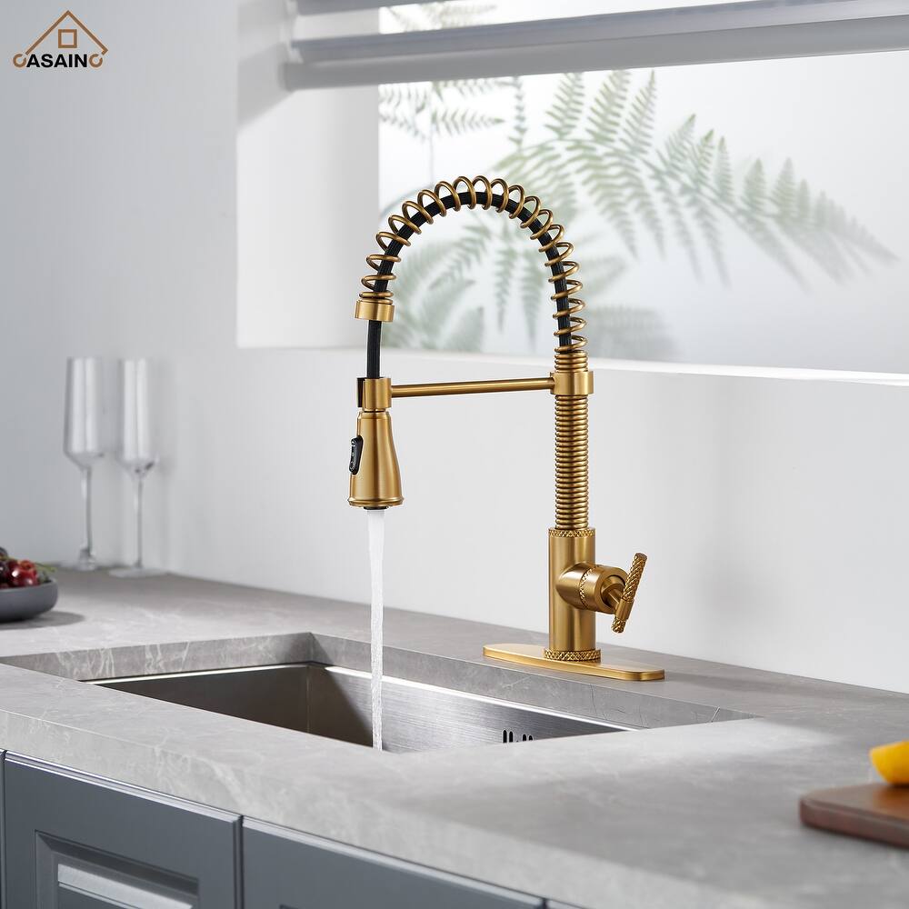 Single Handle Pull Down Sprayer Kitchen Faucet