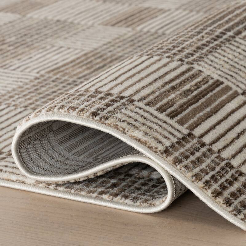 Nuloom Brellia Modern Checkered Area Rug