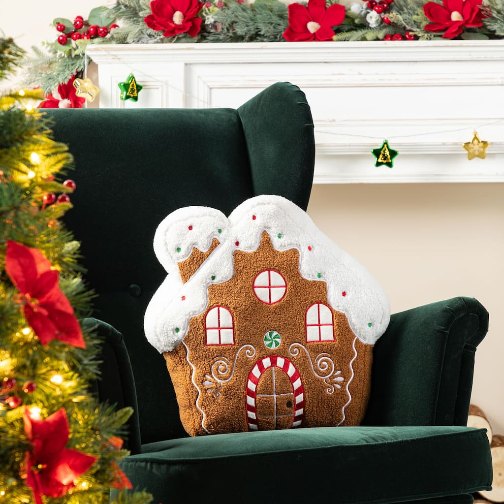 Glitzhome Set of 2 Christmas Gingerbread Man and House Shaped Throw Pillows