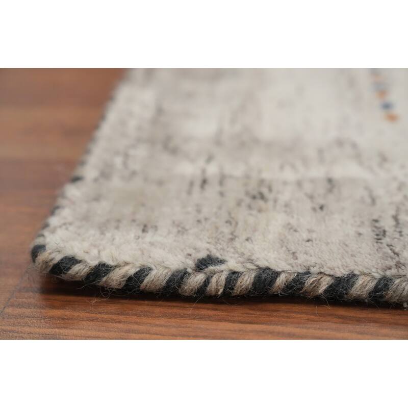 Hand Knotted Oriental 100% Wool Carpet Tribal Animal Pictorial Beige & Ivories Gabbeh Area Rug - 11' 10'' X 5' 1''