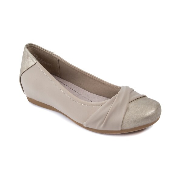 baretraps women's mitsy flat