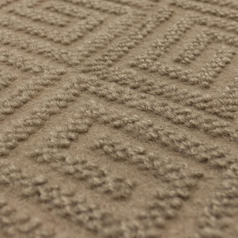 Mohawk Home Needlepunch Venice Stair Treads (Pack of 15) - 18" x 30"